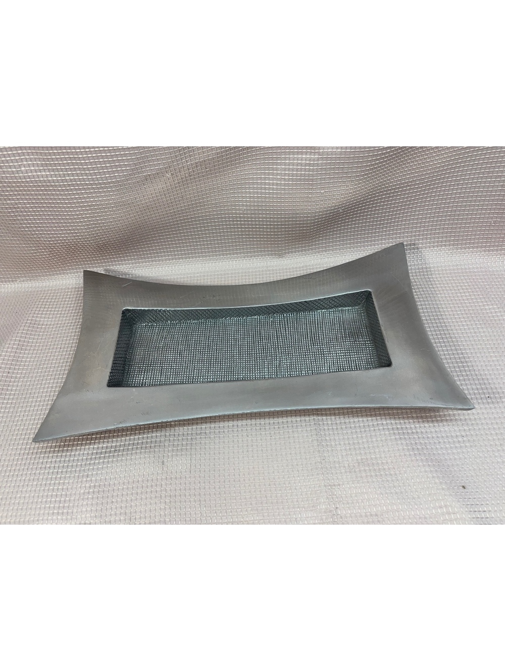 vintage MCM curved aluminum serving platter / centerpiece console tray by IHI